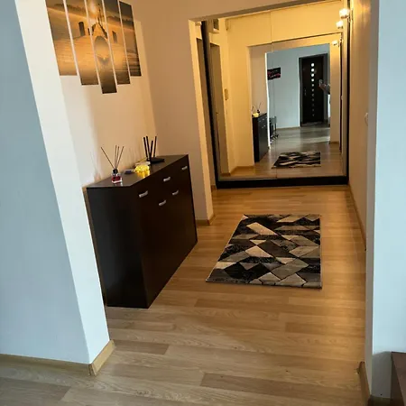 Oana Apartment *